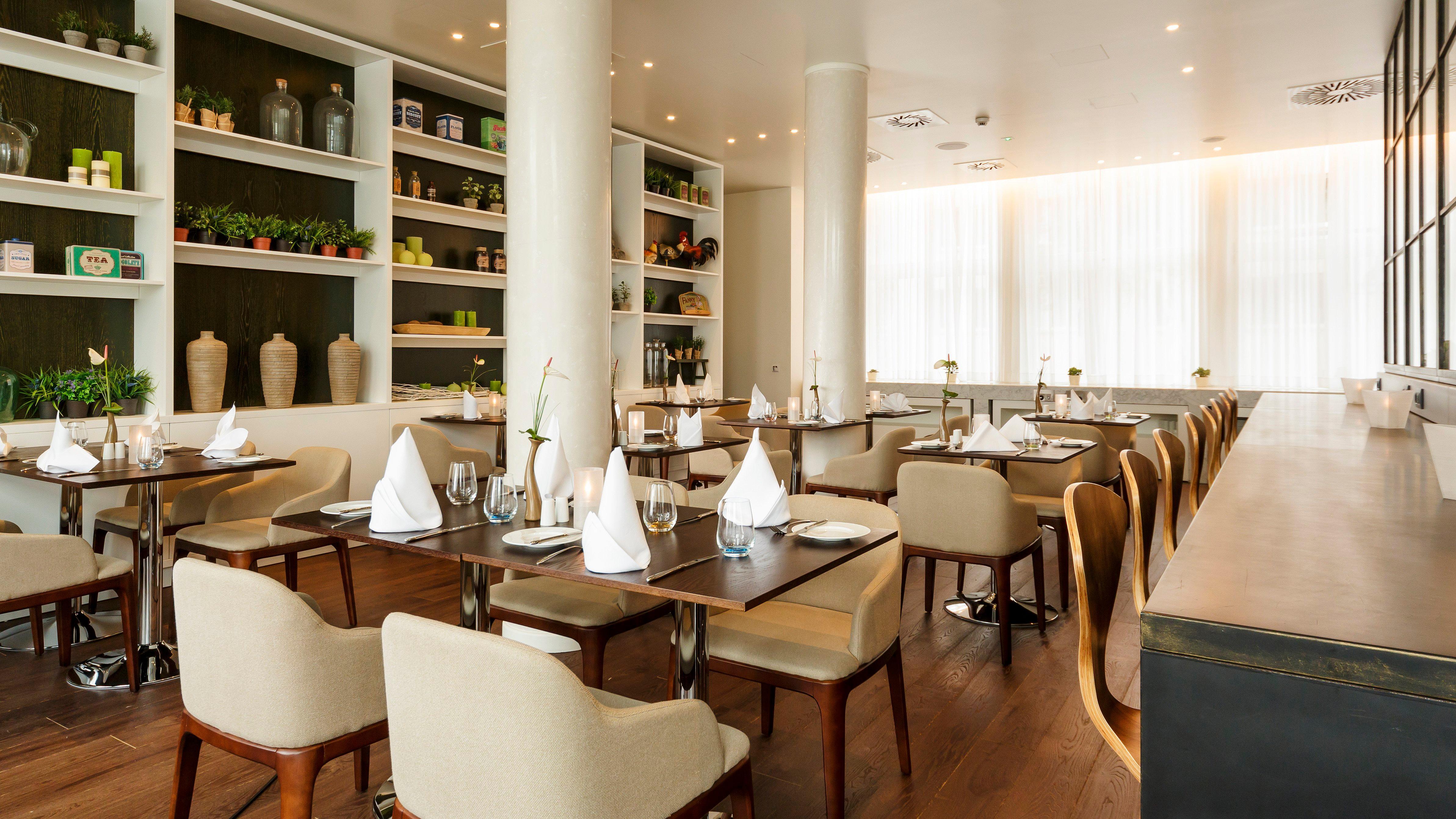 Holiday Inn Dresden - Am Zwinger By Ihg Exterior photo