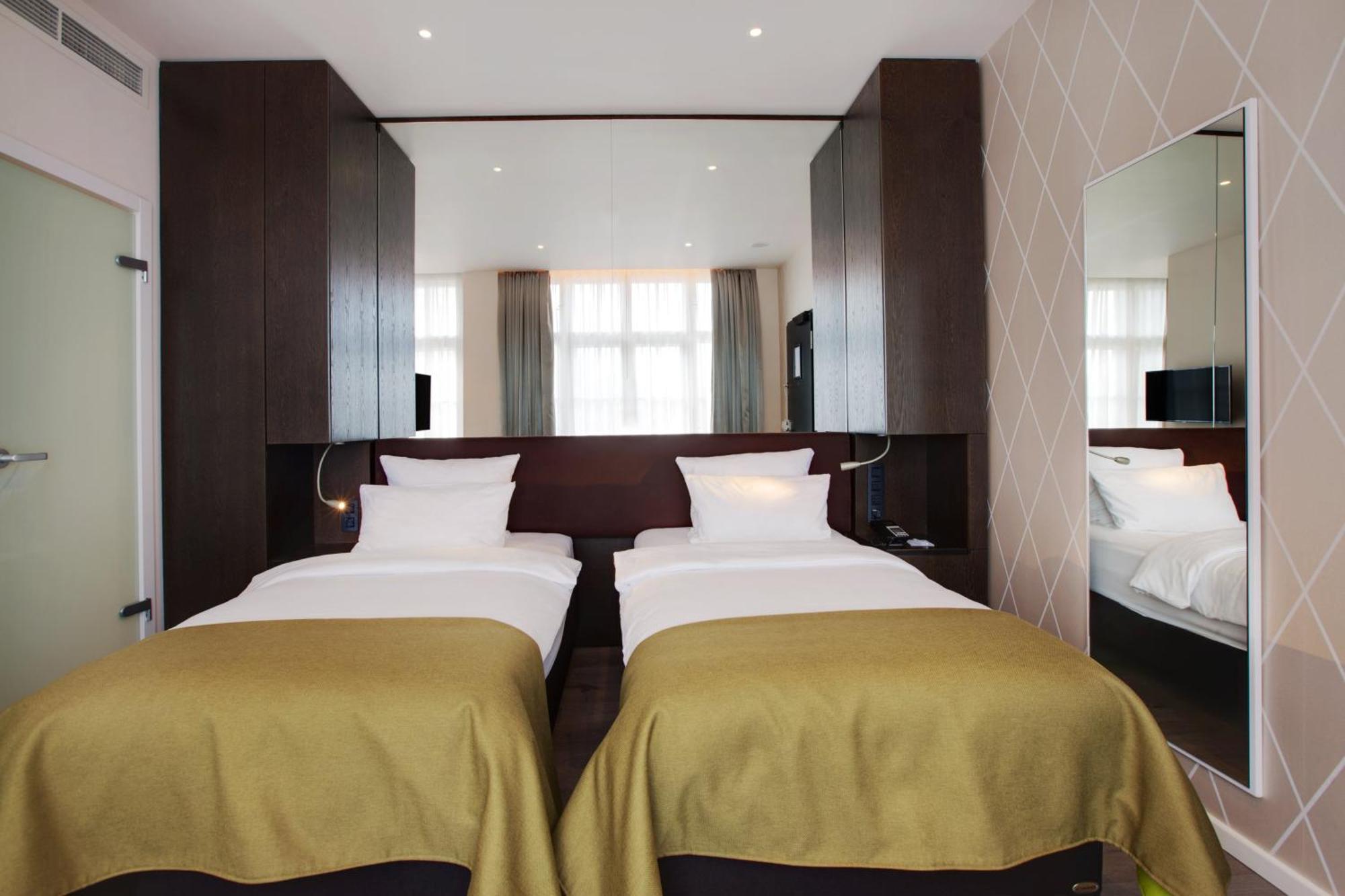 Holiday Inn Dresden - Am Zwinger By Ihg Exterior photo
